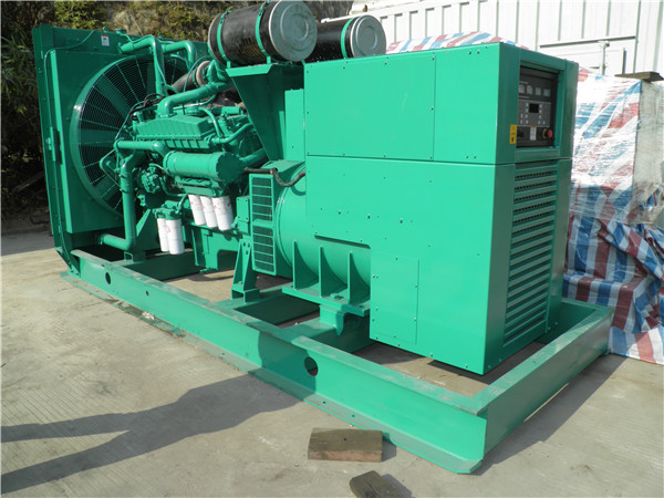 市南发电机租赁-厂家给大家介绍发电机失磁现象
