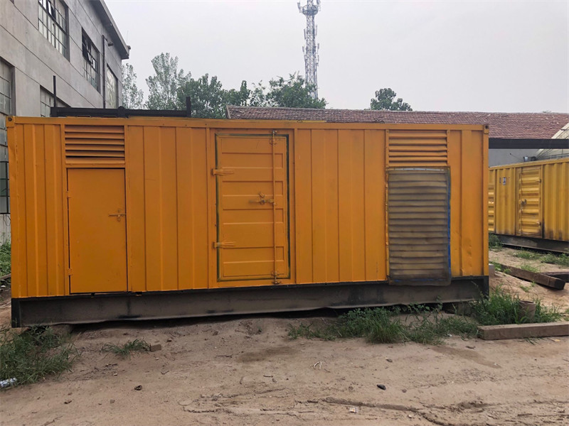 市南柴油发电机如何判断新机油是否已经完全充满机油滤清器？