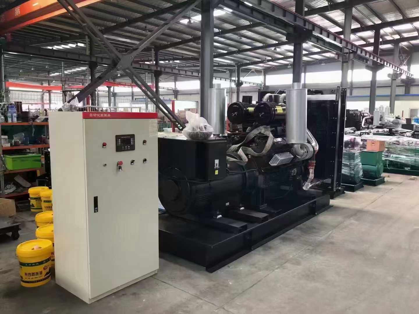 市南柴油发电机运行时的噪音和振动水平如何？