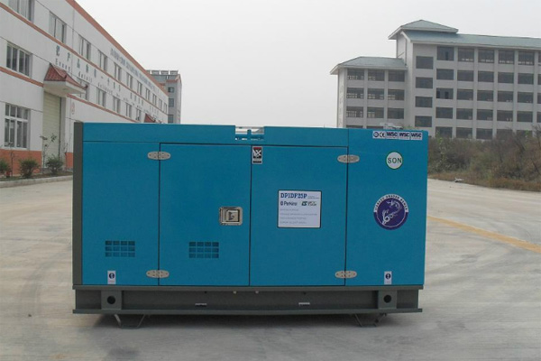 市南发电机租赁发电机组的换季保养注意事项