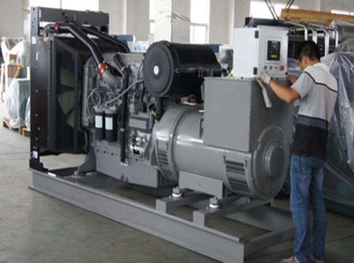 市南柴油发电机组和储能设备配合使用的案例