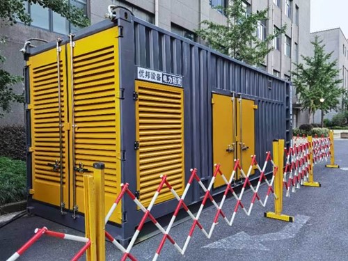 市南如何使用转速表检查发动机的转速？