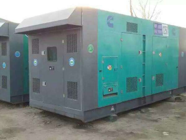 市南合同中关于工期延误的责任如何界定和处理？